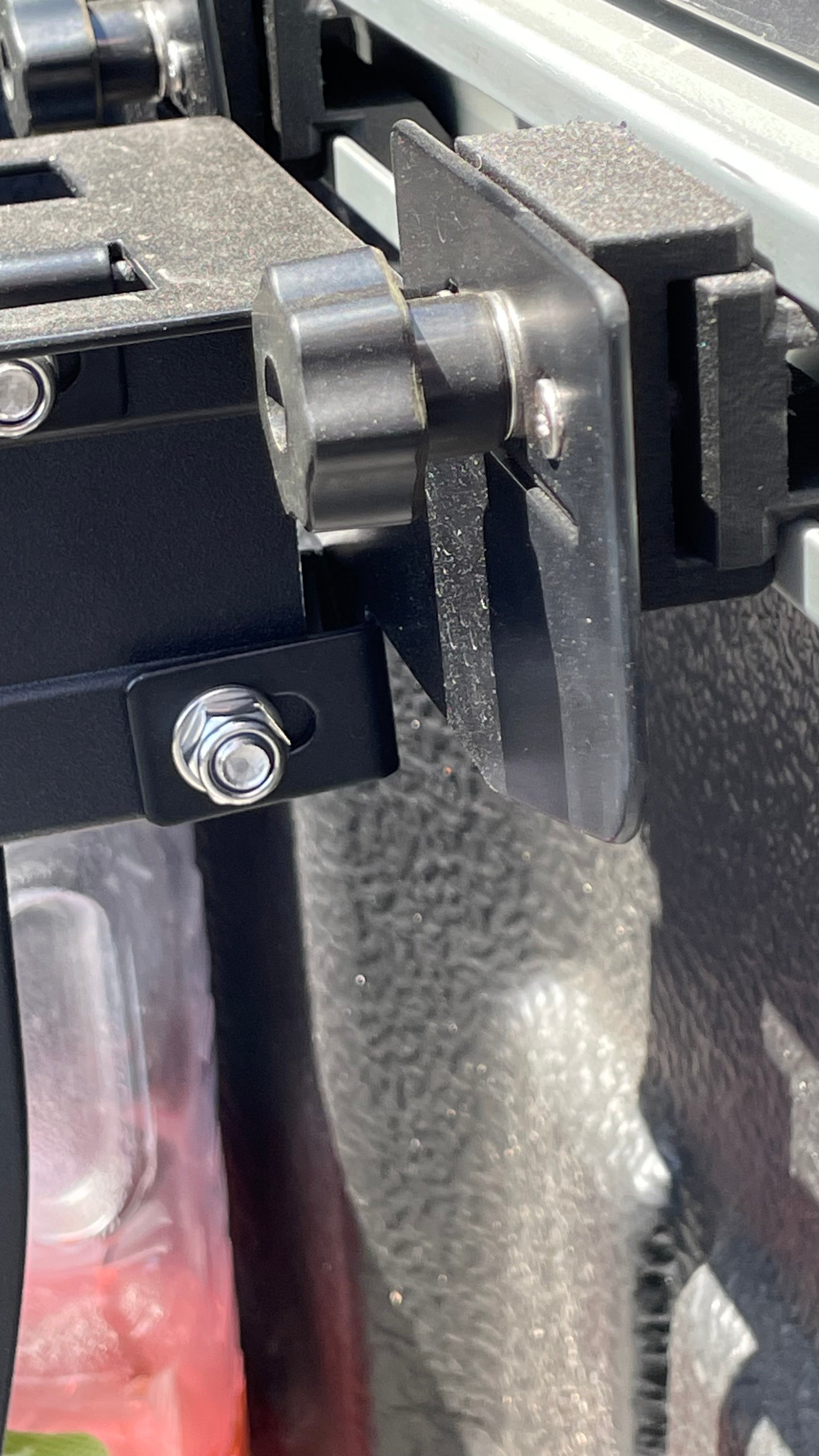 Blocage de séparateur de benne pick-up FORD